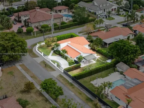6881 SW 94th Avenue Miami FL 33173