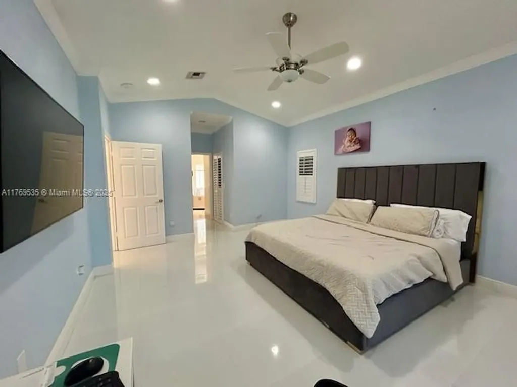 10261 NW 54th Place Coral Springs FL 33076