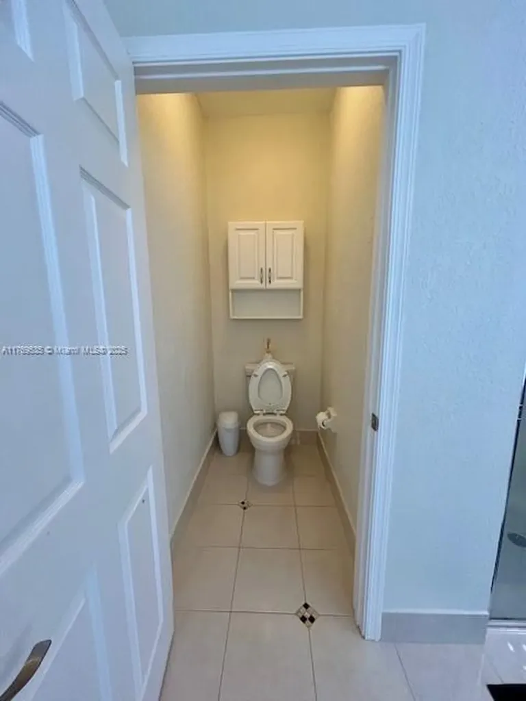 10261 NW 54th Place Coral Springs FL 33076