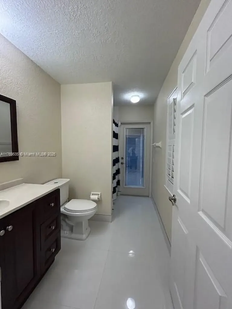 10261 NW 54th Place Coral Springs FL 33076