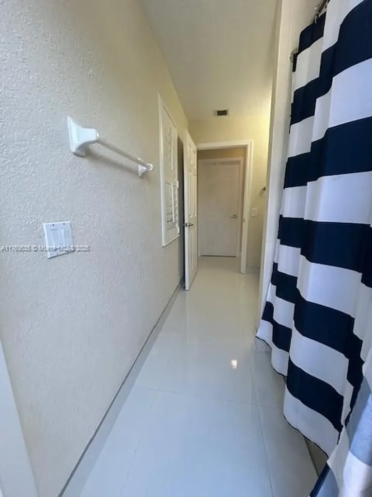 10261 NW 54th Place Coral Springs FL 33076