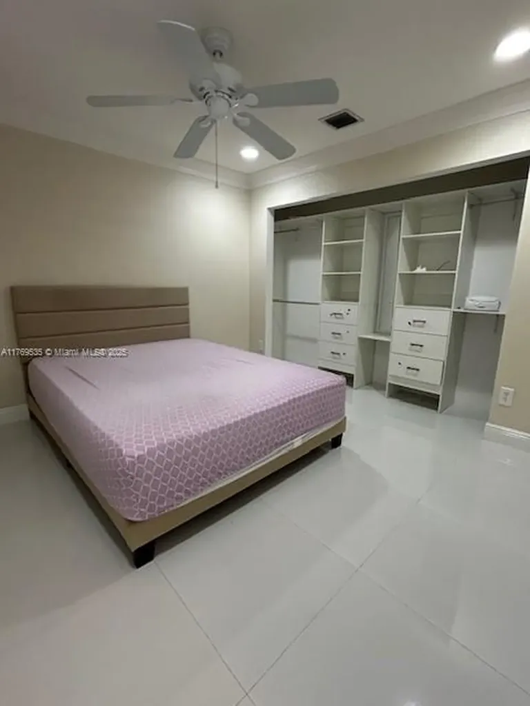 10261 NW 54th Place Coral Springs FL 33076