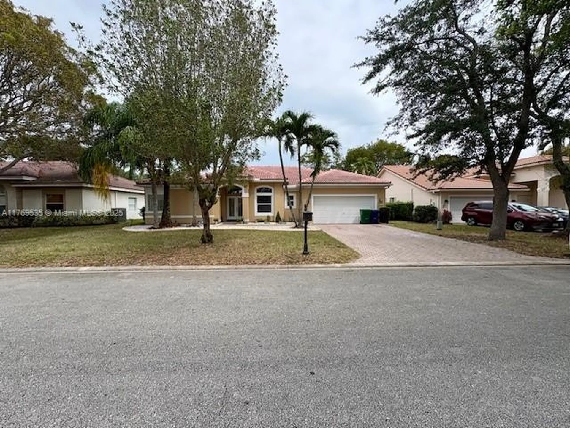 10261 NW 54th Place Coral Springs FL 33076
