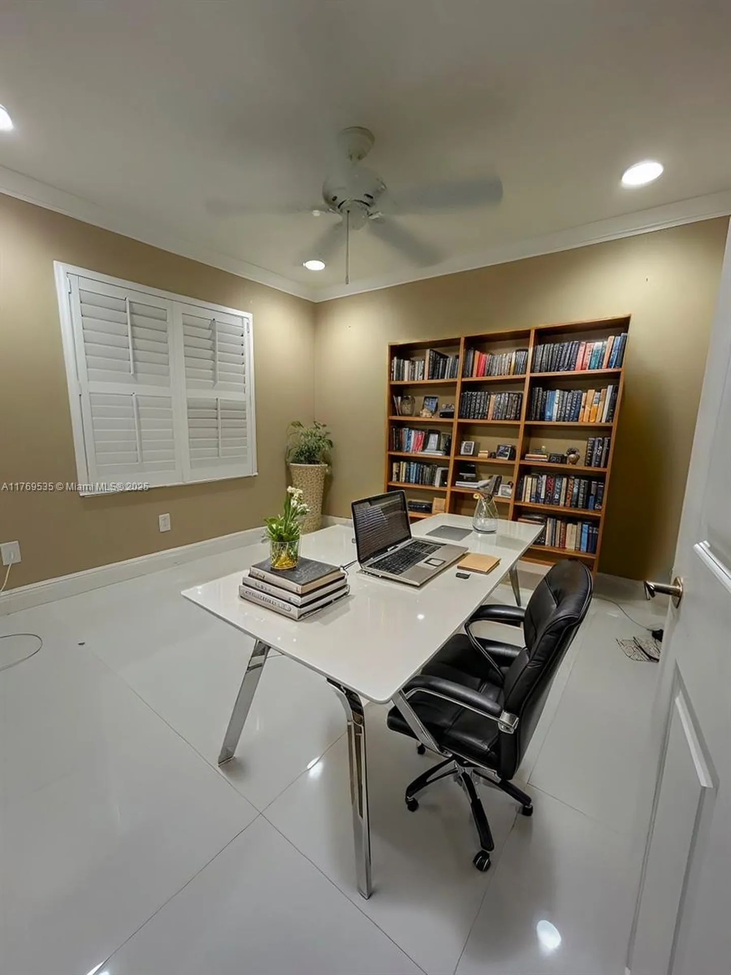 10261 NW 54th Place Coral Springs FL 33076