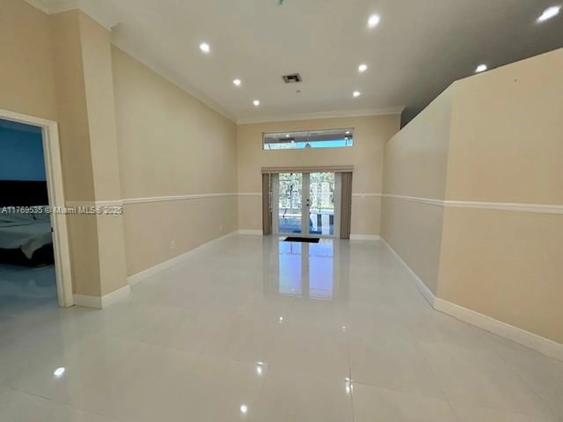 10261 NW 54th Place Coral Springs FL 33076