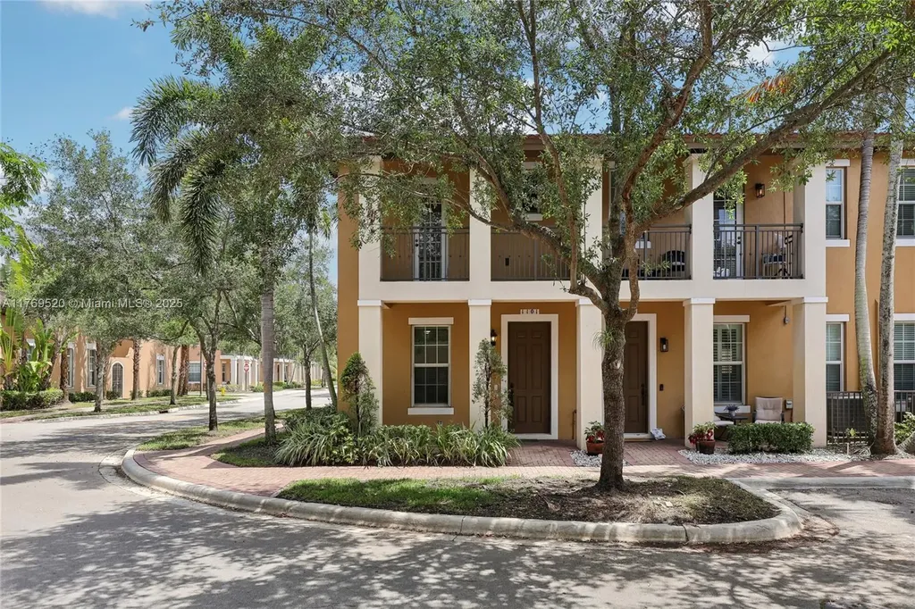 1101 SW 147th Terrace Pembroke Pines FL 33027