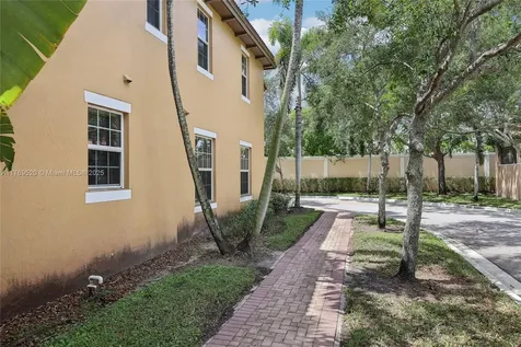 1101 SW 147th Terrace Pembroke Pines FL 33027