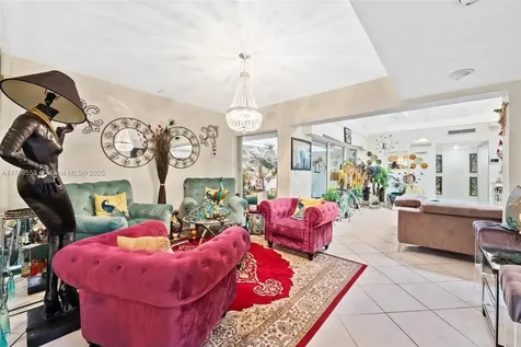 5203 Yellow Pine Lane Tamarac FL 33319