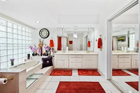 5203 Yellow Pine Lane Tamarac FL 33319