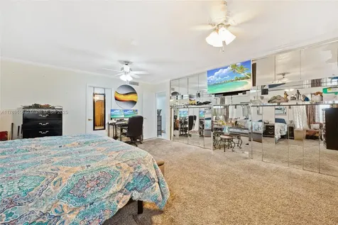 5203 Yellow Pine Lane Tamarac FL 33319