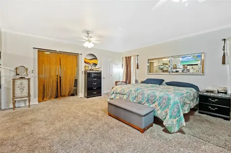 5203 Yellow Pine Lane Tamarac FL 33319