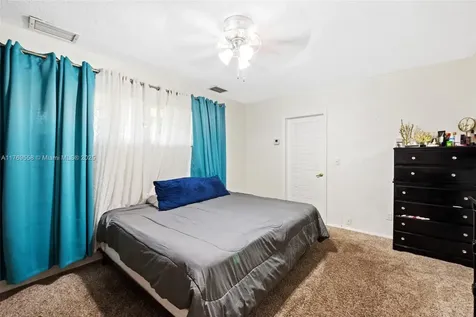 5203 Yellow Pine Lane Tamarac FL 33319