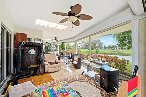 5203 Yellow Pine Lane Tamarac FL 33319