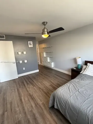 1615 Meridian Avenue Miami Beach FL 33139