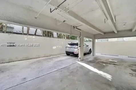 1615 Meridian Avenue Miami Beach FL 33139