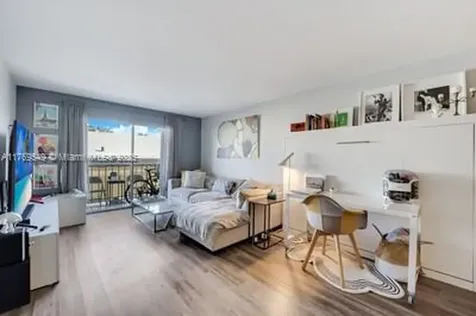1615 Meridian Avenue Miami Beach FL 33139