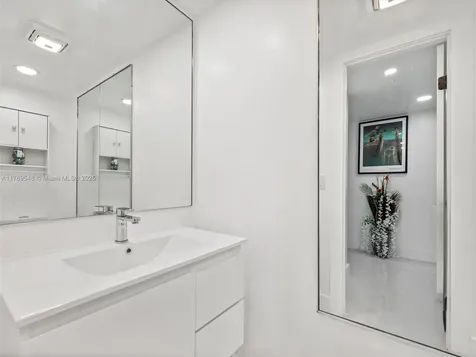 200 Diplomat Parkway Hallandale Beach FL 33009
