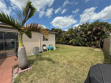 6241 SW 37th Court Davie FL 33314