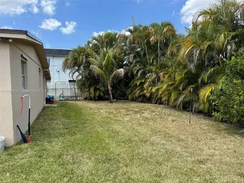 6241 SW 37th Court Davie FL 33314