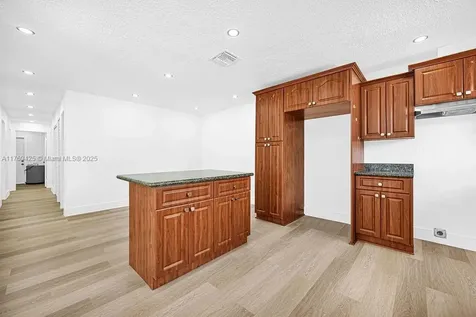 20908 NW 39th Avenue Miami Gardens FL 33055
