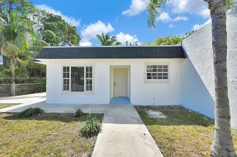 20908 NW 39th Avenue Miami Gardens FL 33055