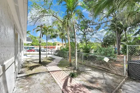 20908 NW 39th Avenue Miami Gardens FL 33055