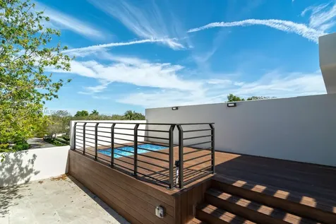 1635 E Broward Boulevard Fort Lauderdale FL 33301