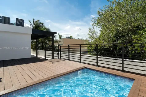 1635 E Broward Boulevard Fort Lauderdale FL 33301