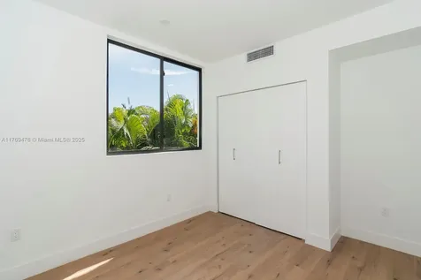 1635 E Broward Boulevard Fort Lauderdale FL 33301