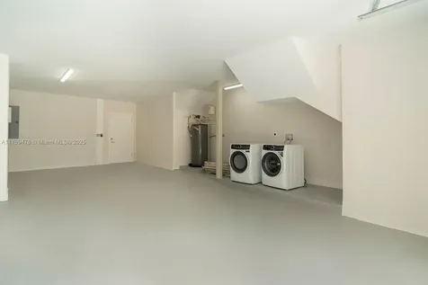 1635 E Broward Boulevard Fort Lauderdale FL 33301