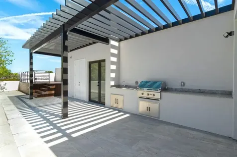 1635 E Broward Boulevard Fort Lauderdale FL 33301