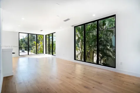 1635 E Broward Boulevard Fort Lauderdale FL 33301