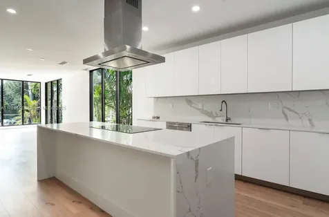 1635 E Broward Boulevard Fort Lauderdale FL 33301