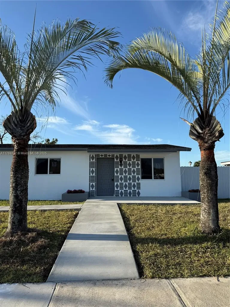 15044 SW 304th Terrace Homestead FL 33033
