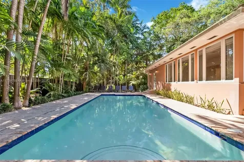 3975 Utopia Court Coconut Grove FL 33133