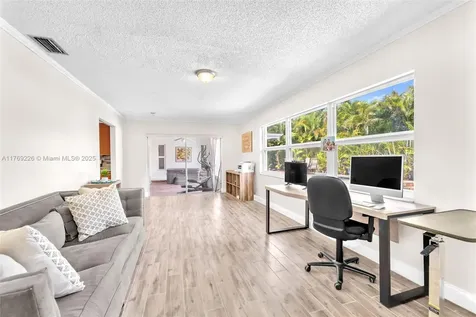 12001 NW 15th Street Pembroke Pines FL 33026