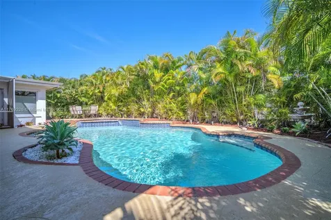 12001 NW 15th Street Pembroke Pines FL 33026