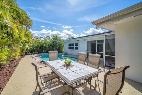 12001 NW 15th Street Pembroke Pines FL 33026