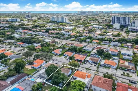 3121 SW 19th Terrace Miami FL 33145