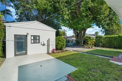 3121 SW 19th Terrace Miami FL 33145
