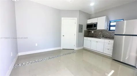3121 SW 19th Terrace Miami FL 33145