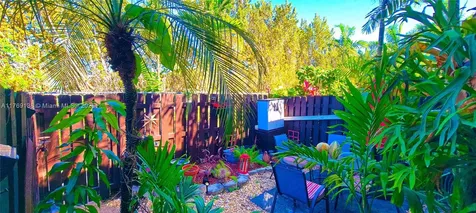 14241 Memorial Highway Miami FL 33161