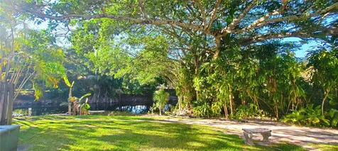 14241 Memorial Highway Miami FL 33161