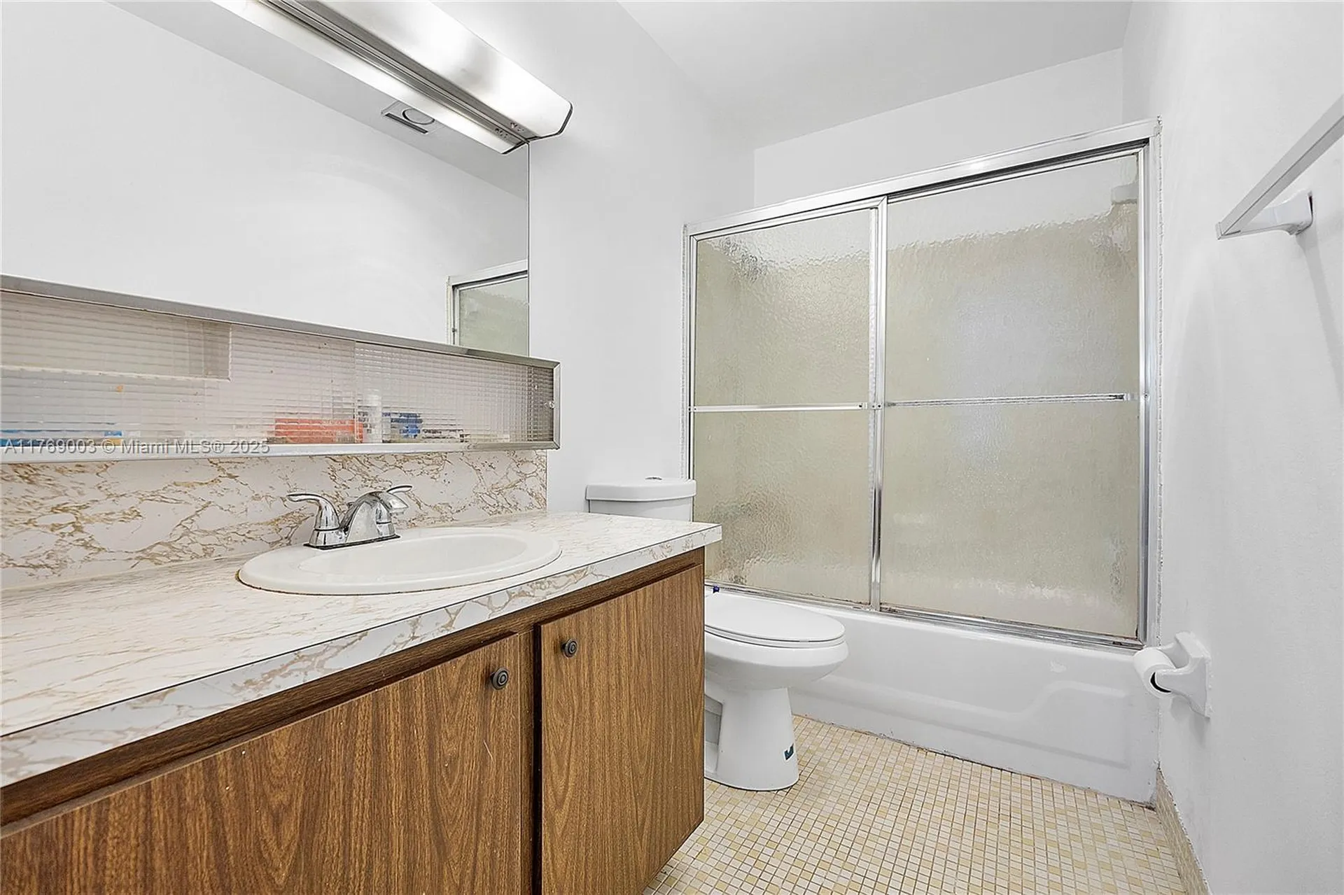 1520 Mckinley Street Hollywood FL 33020