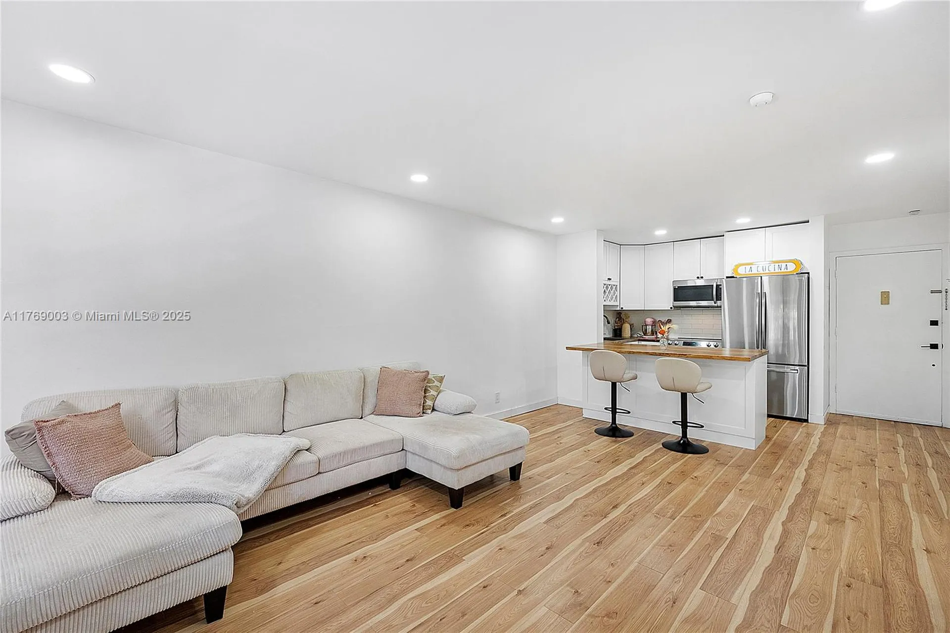 1520 Mckinley Street Hollywood FL 33020