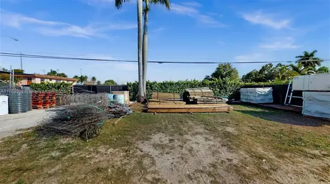 395 N Flagler Avenue Homestead FL 33030