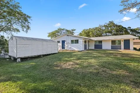 4761 SW 66th Terrace Davie FL 33314