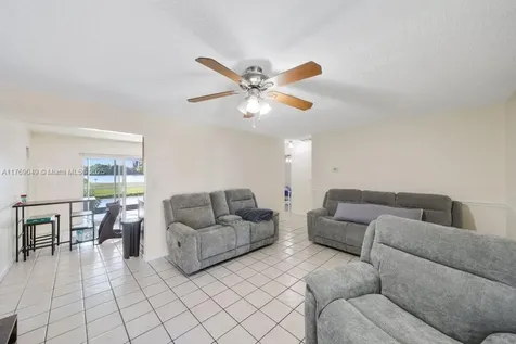 4761 SW 66th Terrace Davie FL 33314