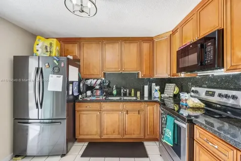 4761 SW 66th Terrace Davie FL 33314