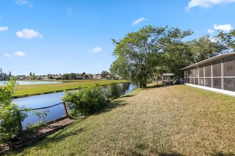 4761 SW 66th Terrace Davie FL 33314